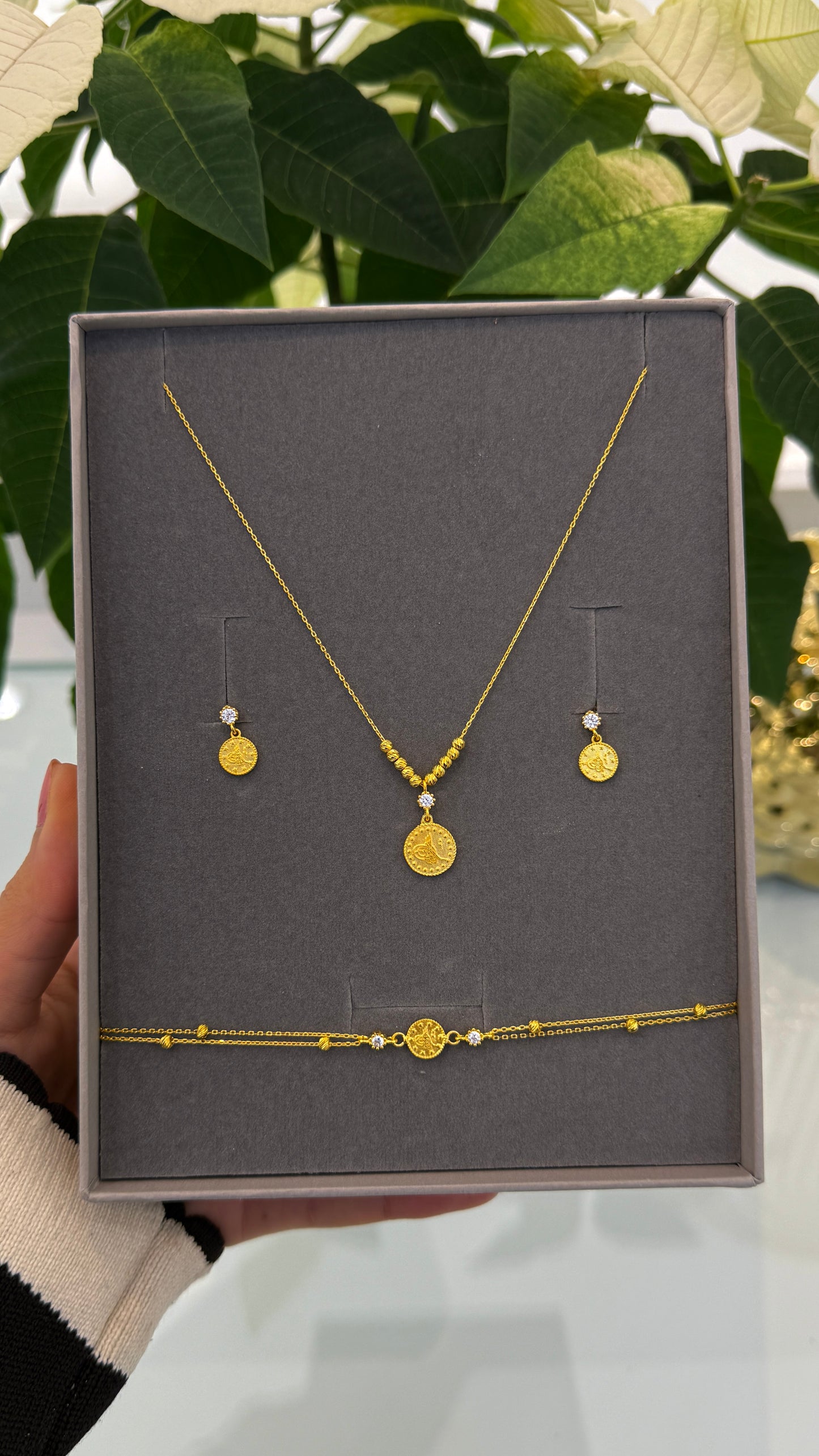 Tugra Serra Set